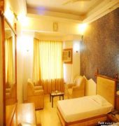 Samdariya Hotel Jabalpur Bagian luar foto