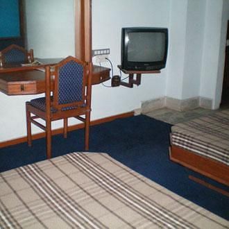 Samdariya Hotel Jabalpur Bagian luar foto