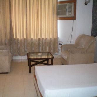 Samdariya Hotel Jabalpur Bagian luar foto